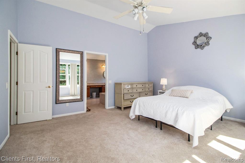 7140 OAKLEAF Court, Canton, MI 48187 — Photo 22