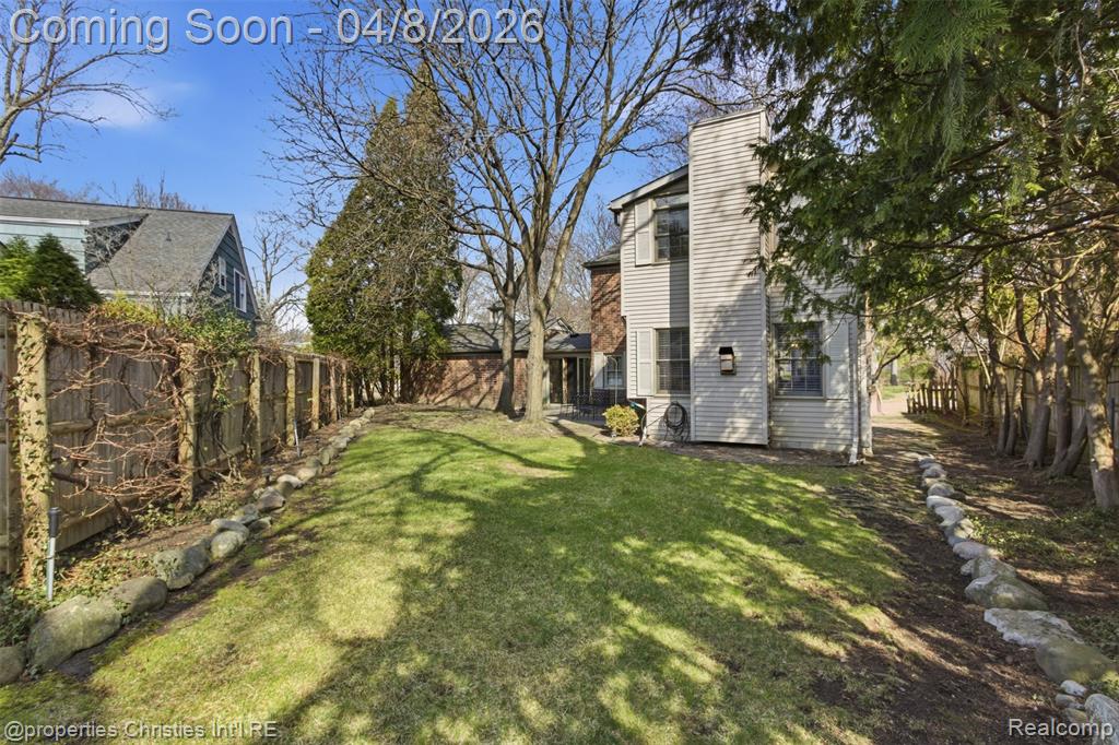 926 Abbey Street, Birmingham, MI 48009 — Photo 35