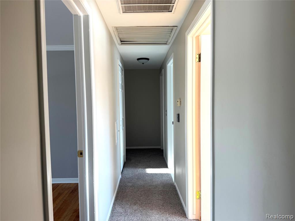 2570 Aspen Lane, Bloomfield, MI 48302 — Photo 17