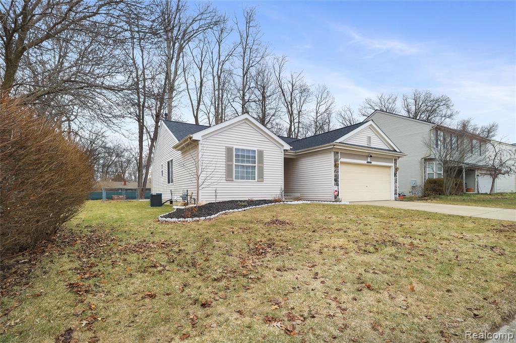 3309 Hilltop Drive, Holly, MI 48442 — Photo 43