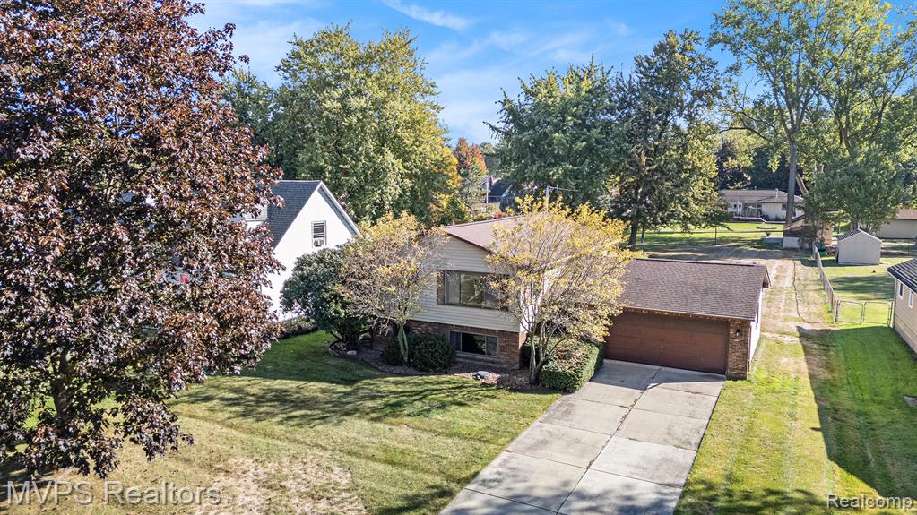 47812 Forbes Drive, New Baltimore, MI 48047 — Photo 22