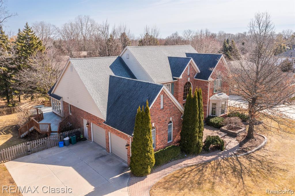 6904 GRANGER Drive, Troy, MI 48098 — Photo 48