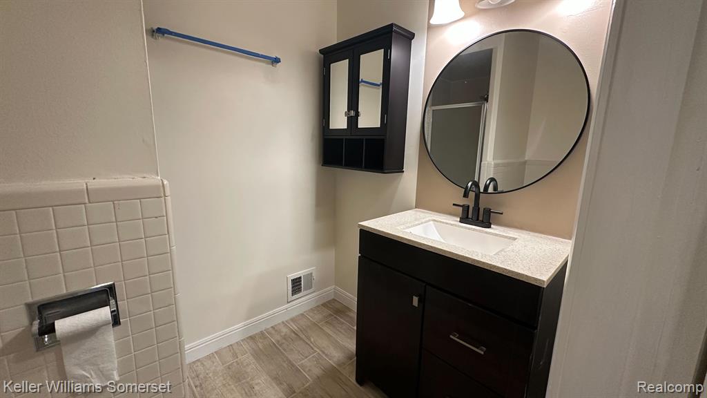 433 Fox Hills, #6, Bloomfield, MI 48304 — Photo 15