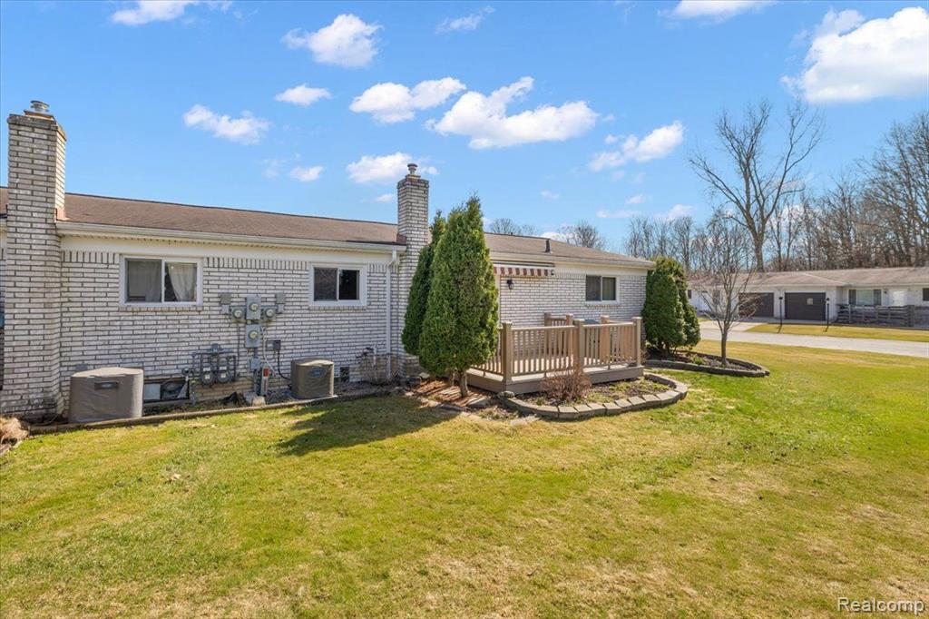 47445 LIZABETH Drive, Chesterfield, MI 48047 — Photo 26