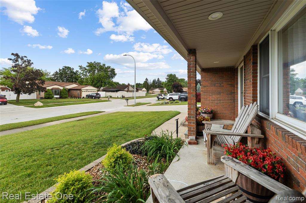 17300 Timothy Drive, Southgate, MI 48195 — Photo 4