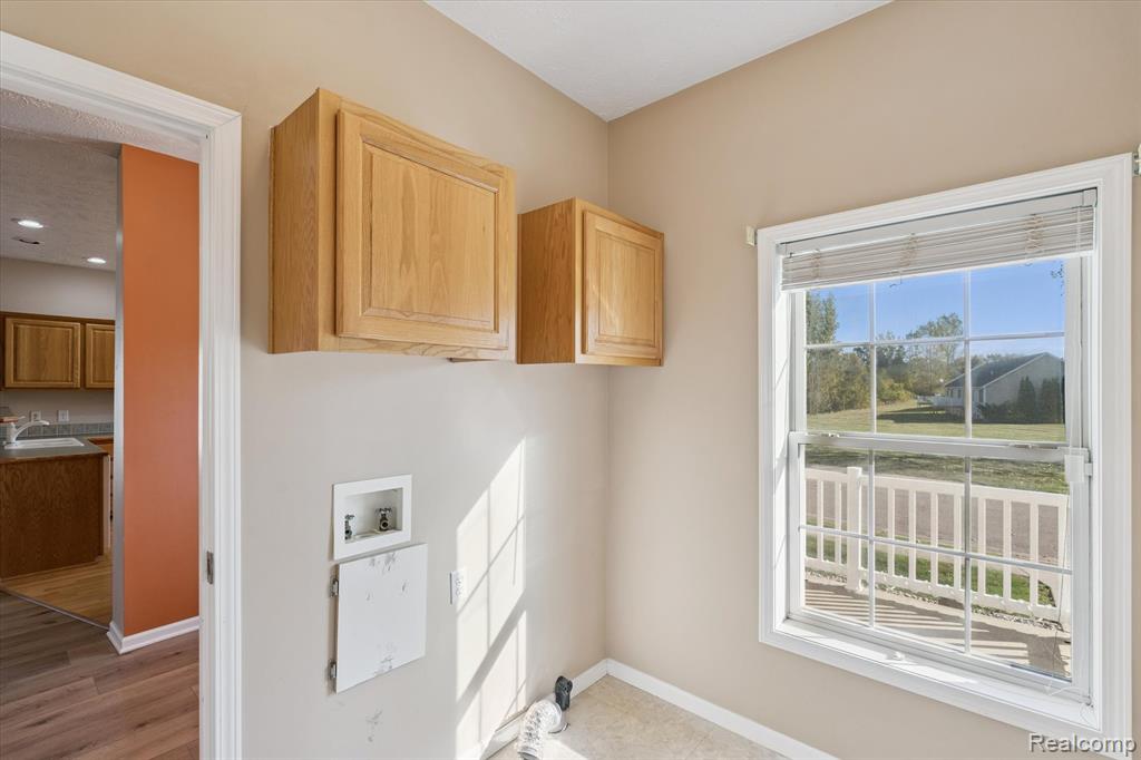 7075 Kings Way, Flushing, MI 48433 — Photo 14