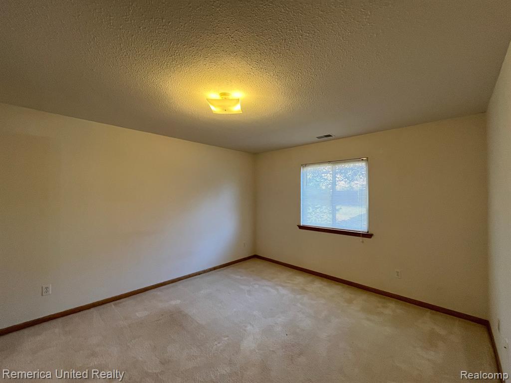 46046 PURPLE SAGE Court, 2, Van Buren, MI 48111 — Photo 13