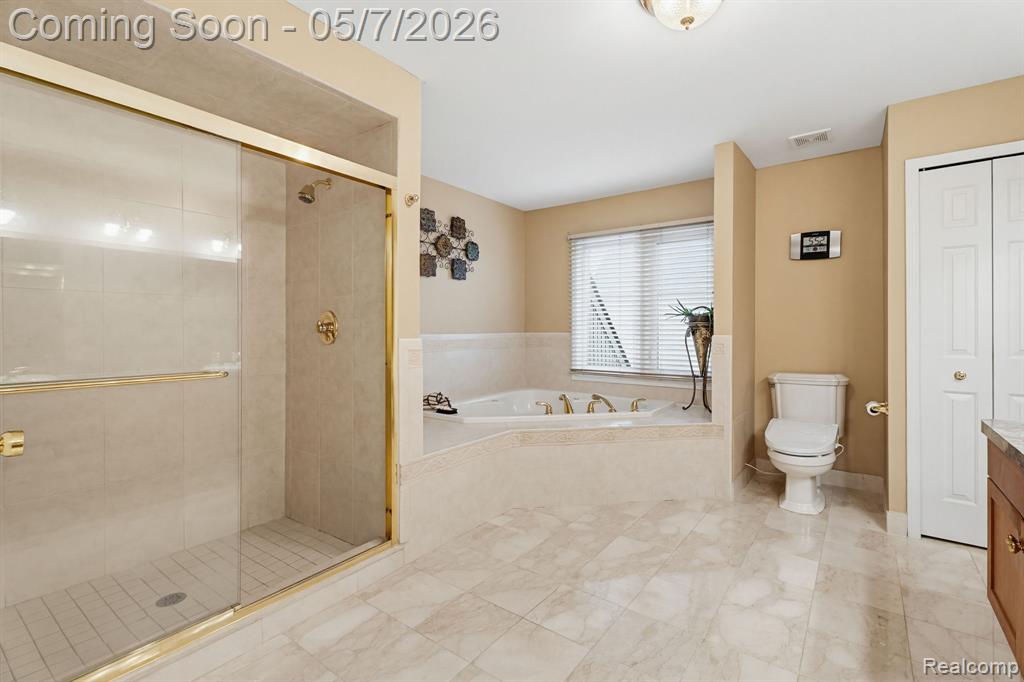 43376 Chester Drive, Sterling Heights, MI 48314 — Photo 44
