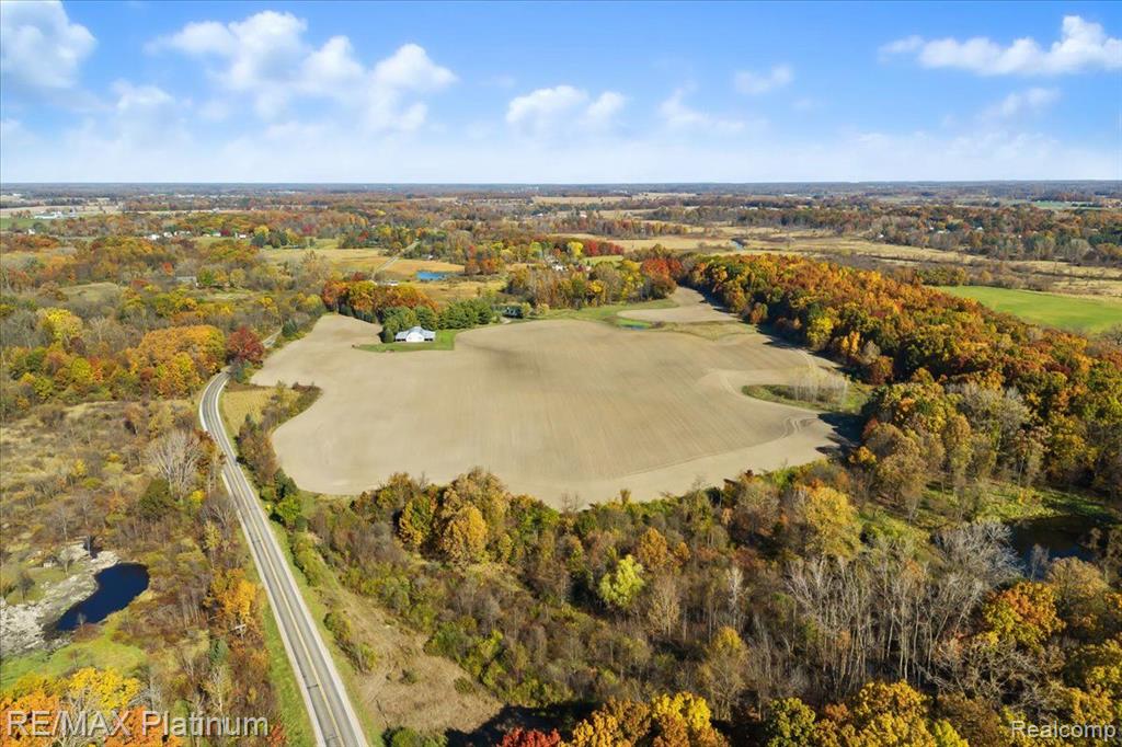 1215 S Bull Run Road, Fowlerville, MI 48836 — Photo 52