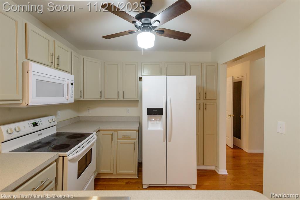 8784 Ironwood Drive, Van Buren, MI 48111 — Photo 12
