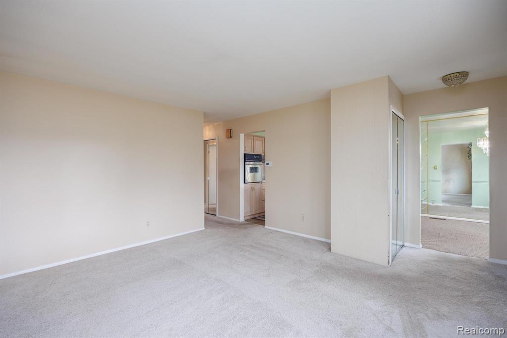 5121 McKinley Road, Warren, MI 48091 — Photo 8