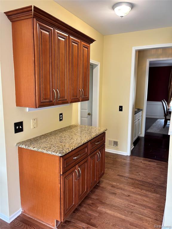 466 Ivy Lane, Troy, MI 48098 — Photo 8