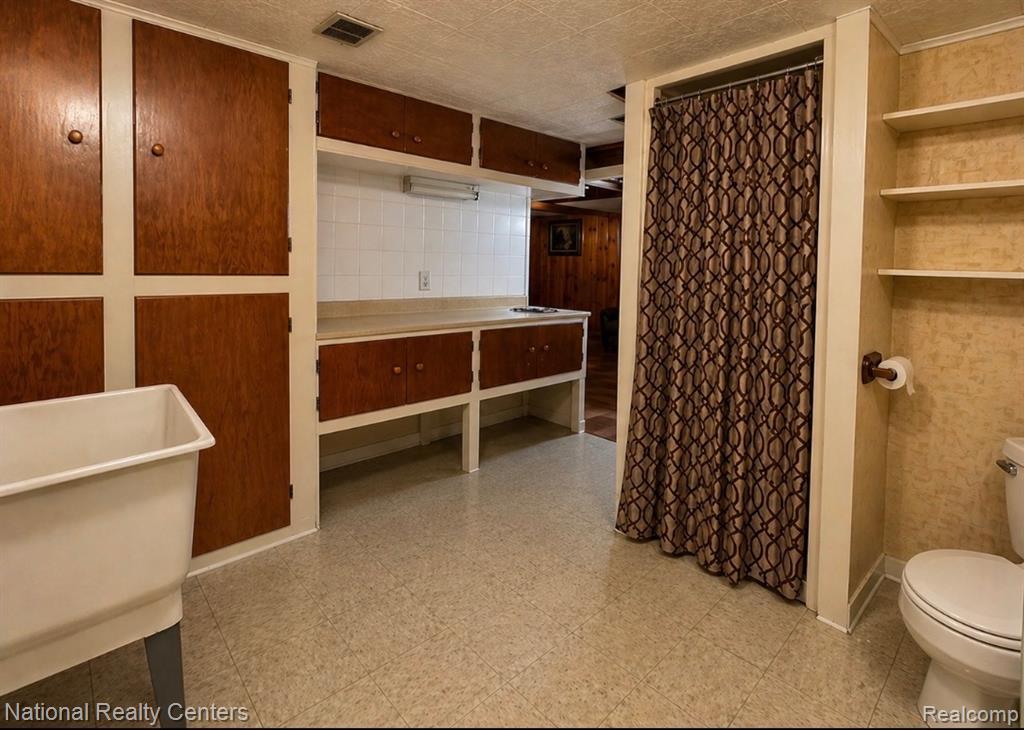 7159 Luana Avenue, Allen Park, MI 48101 — Photo 15