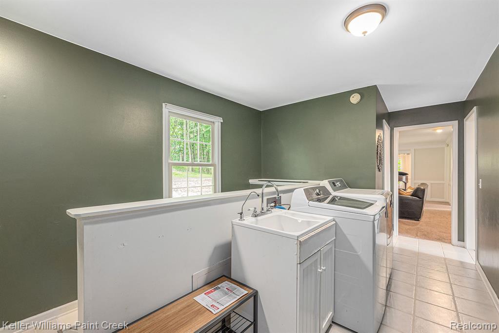 6448 DEER RIDGE Drive, Clarkston, MI 48348 — Photo 33