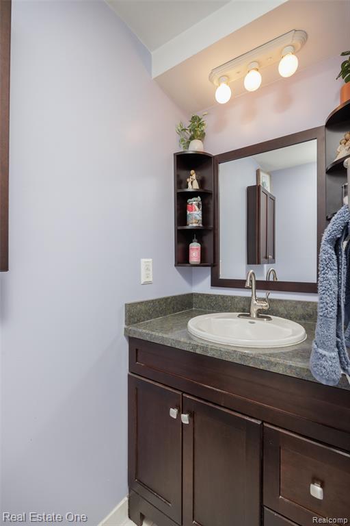 5345 Patterson Drive, Troy, MI 48085 — Photo 19