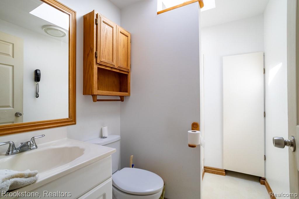 33100 30 Mile Road, Lenox, MI 48050 — Photo 34