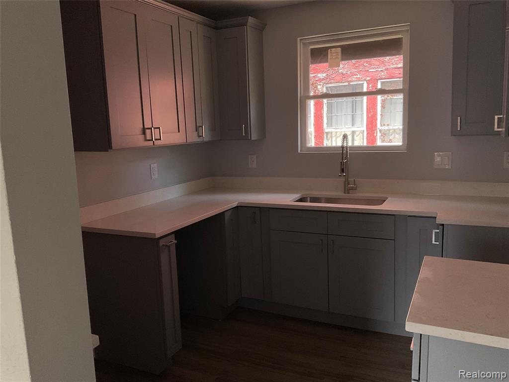 17165 Wisconsin Street, Detroit, MI 48221 — Photo 9