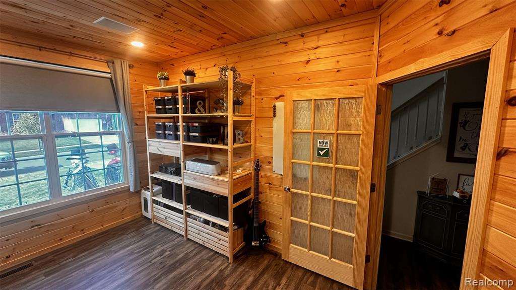 1474 Secretariat Way, Howell, MI 48843 — Photo 12