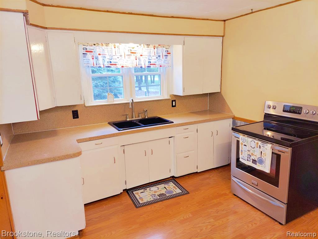 5104 CHESANING Road, Chesaning, MI 48616 — Photo 21