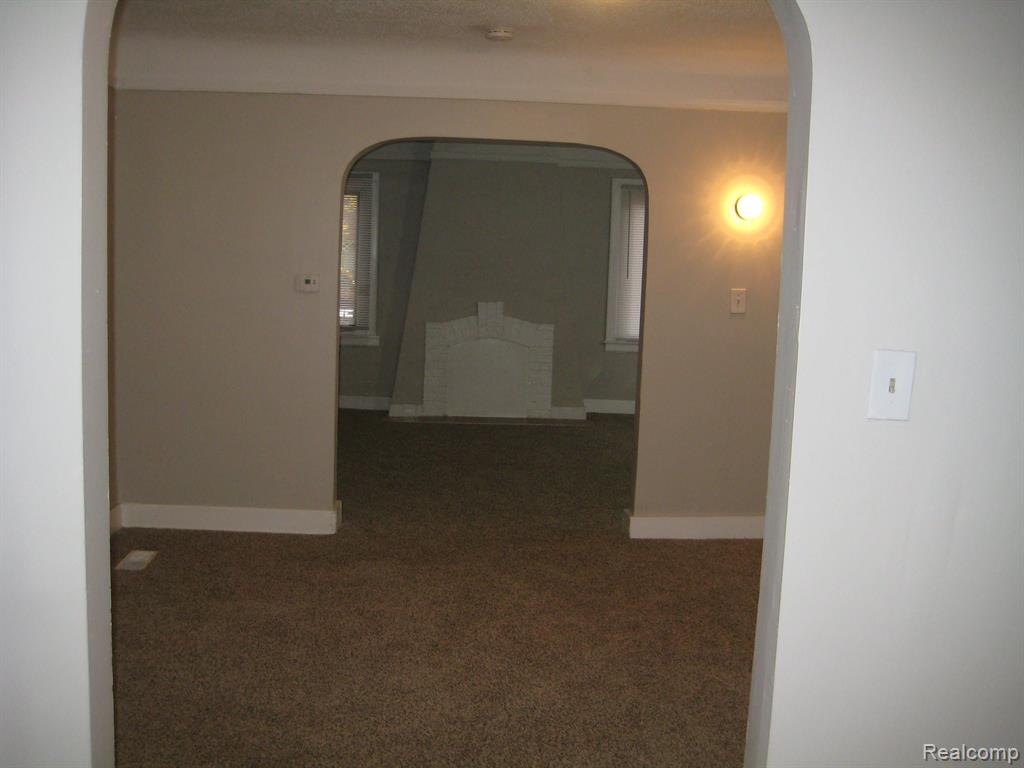 8066 NORMILE Street, Detroit, MI 48204 — Photo 11