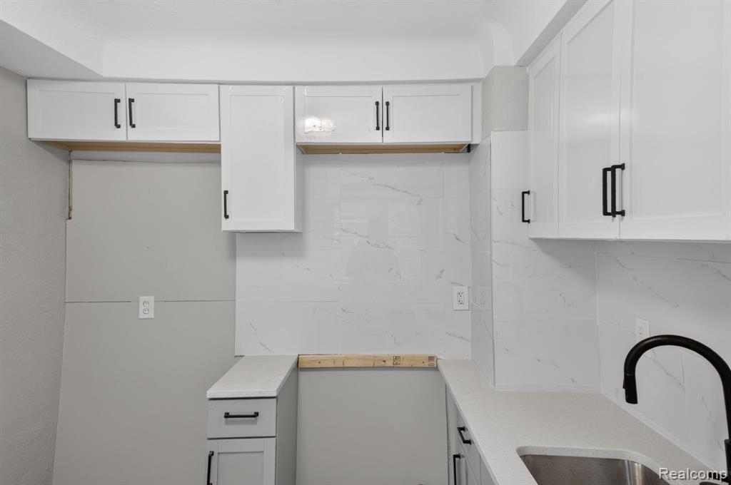 9297 McKinney Street, Detroit, MI 48224 — Photo 14