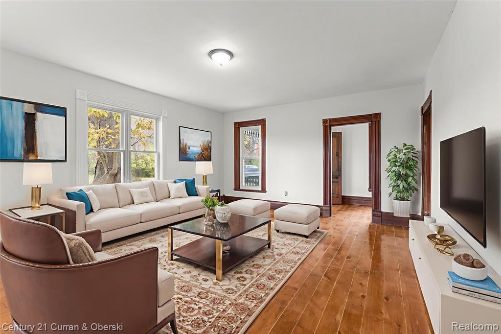 8004 N Farmington Road, Westland, MI — Photo 6