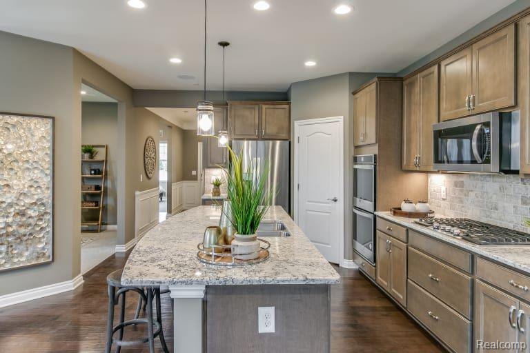 50090 BLUEBELL Street, Canton, MI 48188 — Photo 4