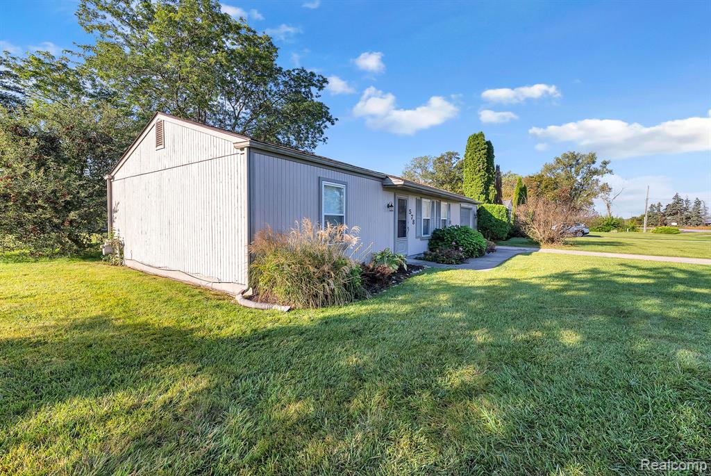 578 Newport Road, Carleton, MI 48117 — Photo 29