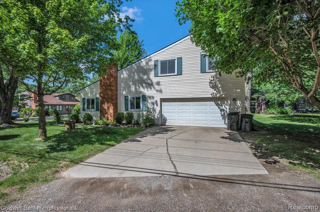 470 Oak Grove Drive, Lake Orion, MI 48362 — Photo 4