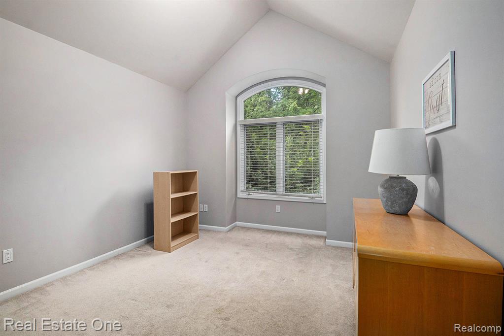 9832 Kingston Ridge, Clarkston, MI 48348 — Photo 27