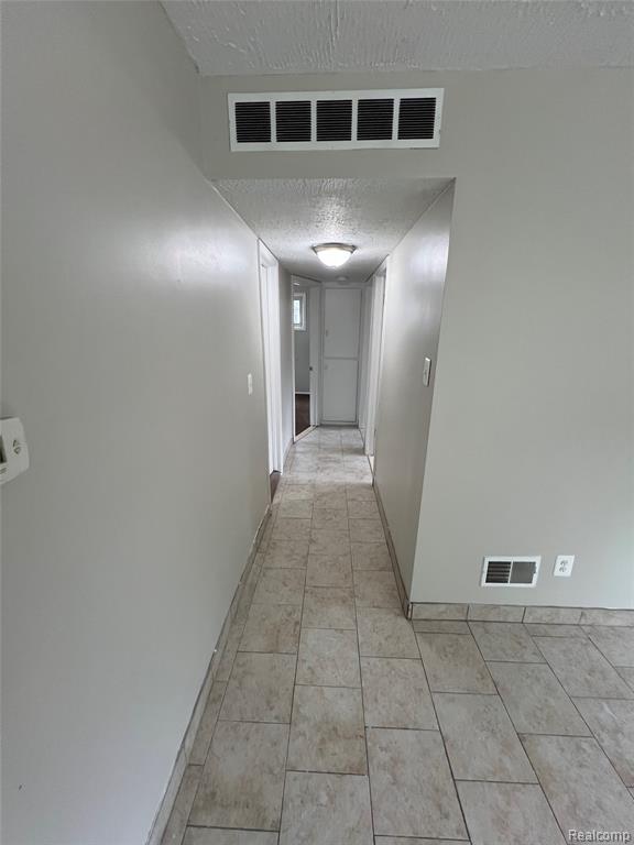 4696 Roosevelt Boulevard, Dearborn Heights, MI, 48125