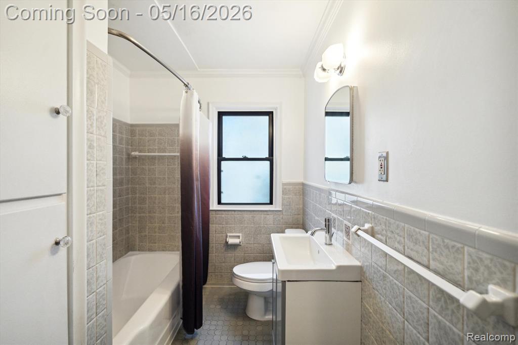 617 E Lincoln Avenue, Royal Oak, MI 48067 — Photo 12
