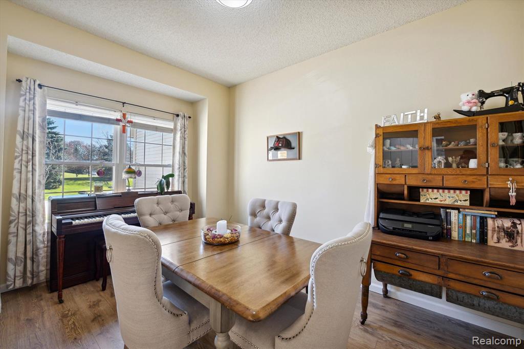 31187 LIVINGSTON Drive, Novi, MI 48377 — Photo 12