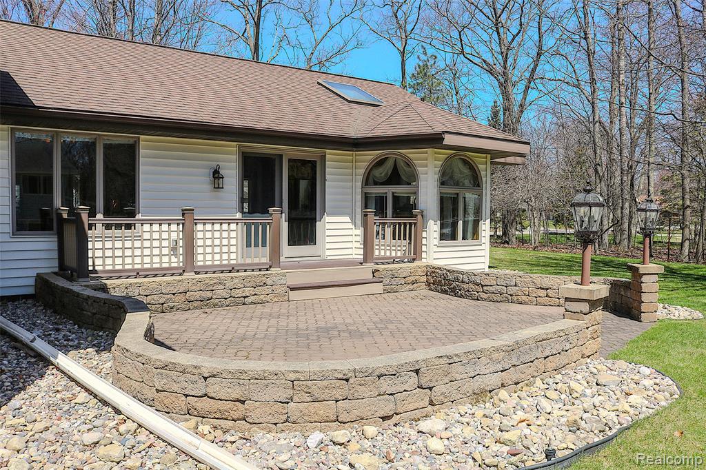 2821 3rd Avenue W, Gladstone, MI 49837 — Photo 11