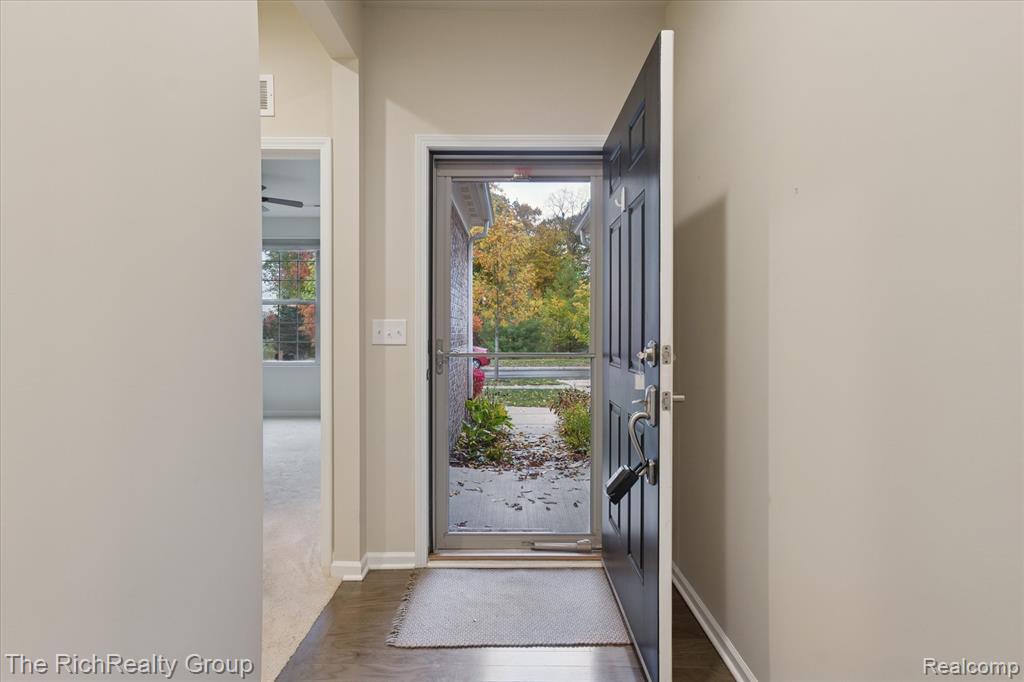 49534 Mapleton, Canton, MI 48188 — Photo 6