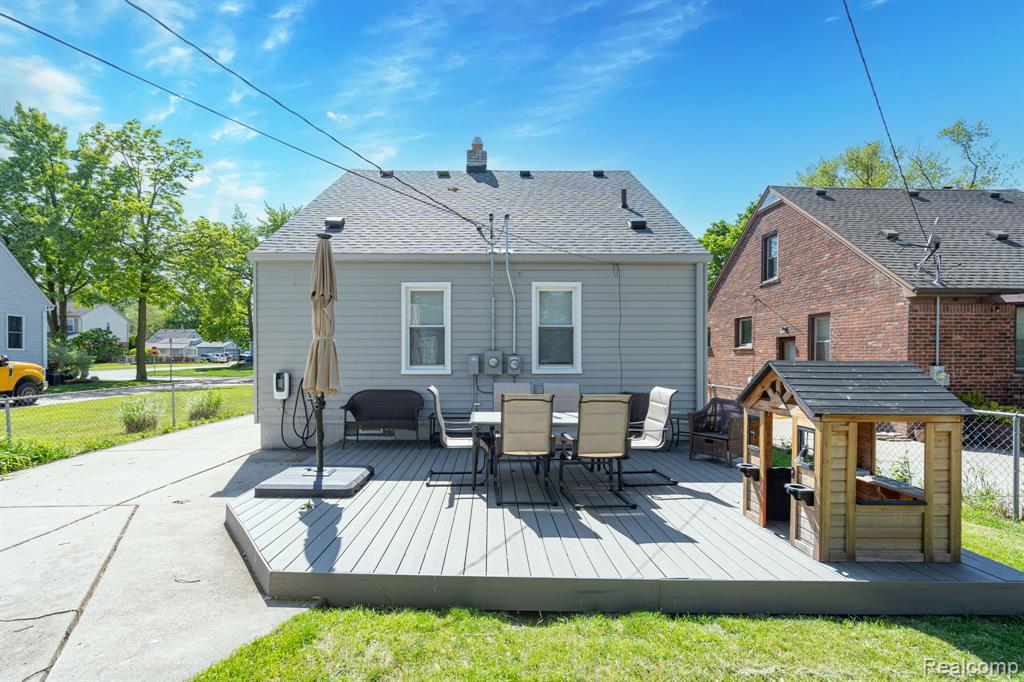 2036 Gardner Avenue, Berkley, MI 48072 — Photo 32
