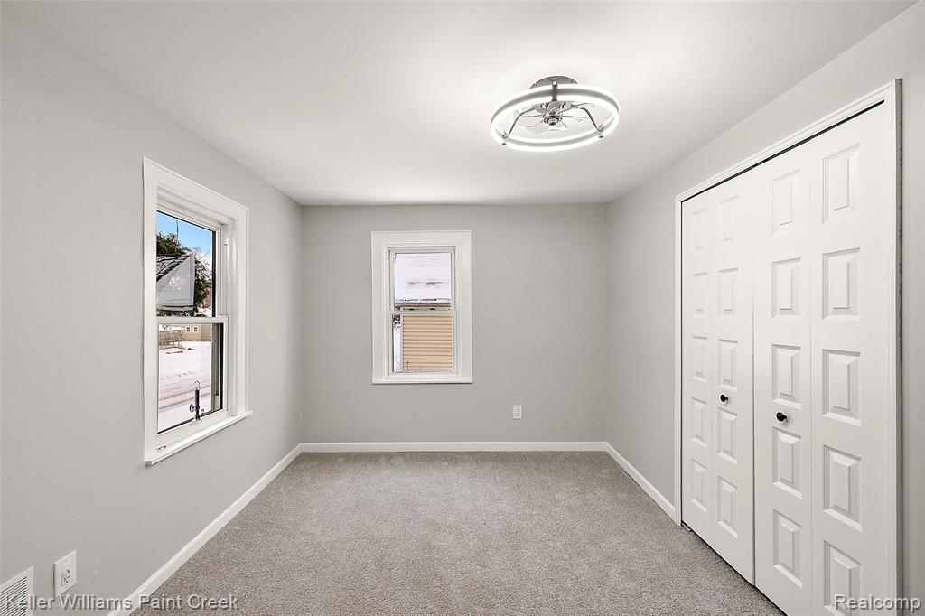 88 E Elmwood, Leonard, MI 48367 — Photo 34