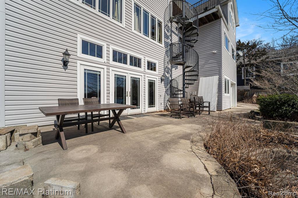 6512 BUCKSHORE Drive, Whitmore Lake, MI 48189 — Photo 40