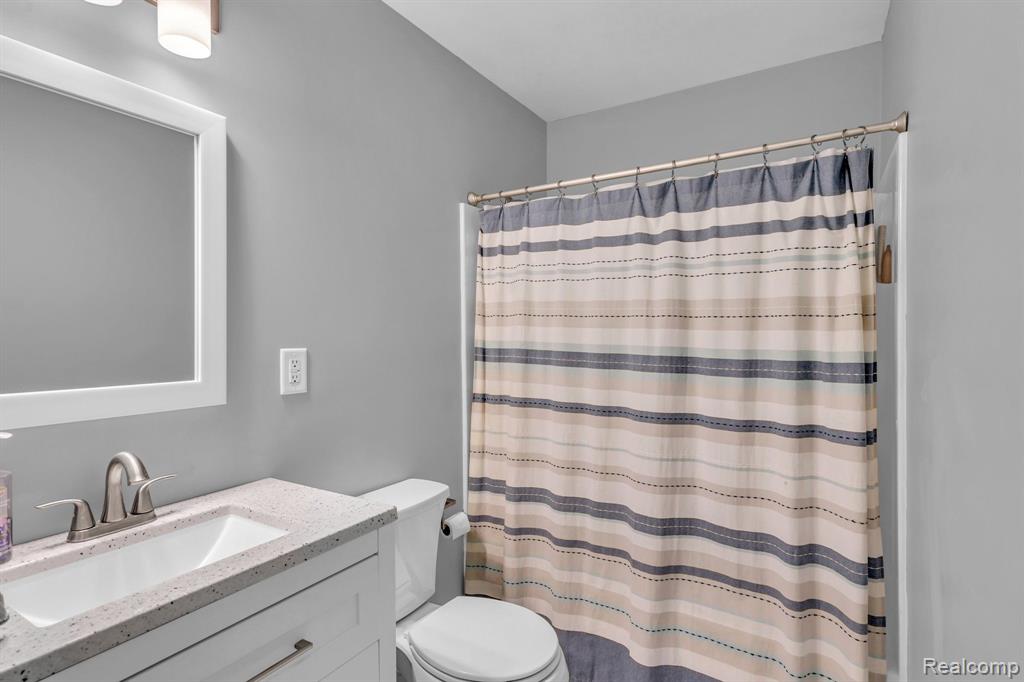 2368 N BLACKS CORNERS Road, Imlay City, MI 48444 — Photo 12