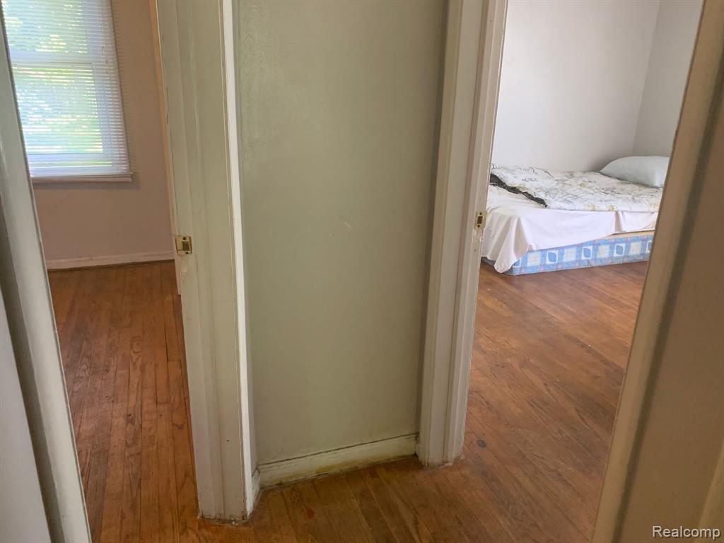 6110 GREENVIEW Avenue, Detroit, MI 48228 — Photo 7