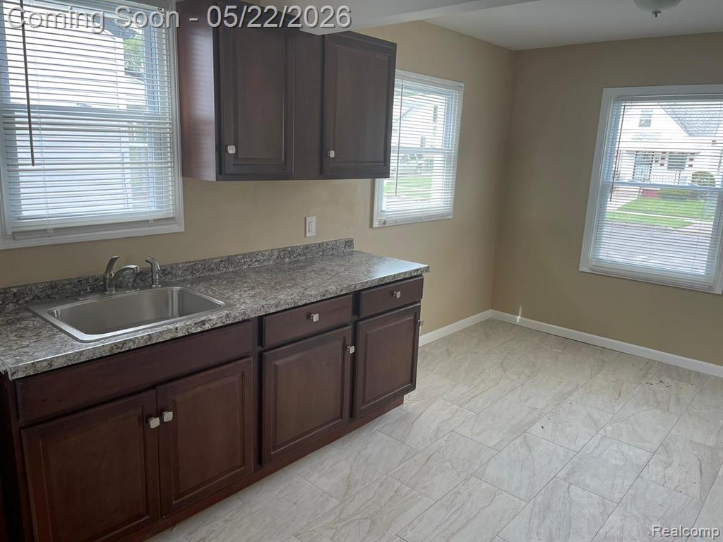 9160 Winthrop Street, Detroit, MI 48228 — Photo 9
