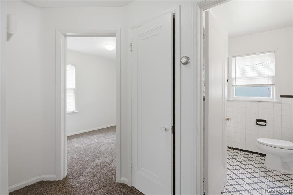 26316 Powers Avenue, Dearborn Heights, MI 48125 — Photo 19