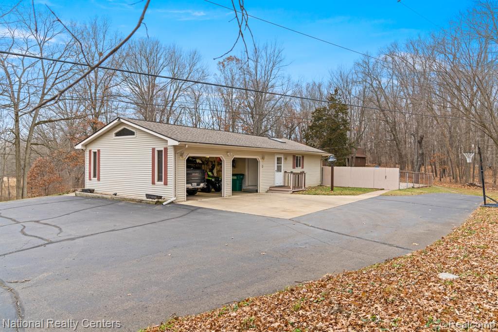 11720 Andersonville Road, Davisburg, MI 48350 — Photo 47