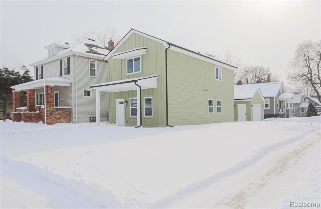 9 Queen Street, Mount Clemens, MI 48043 — Photo 2