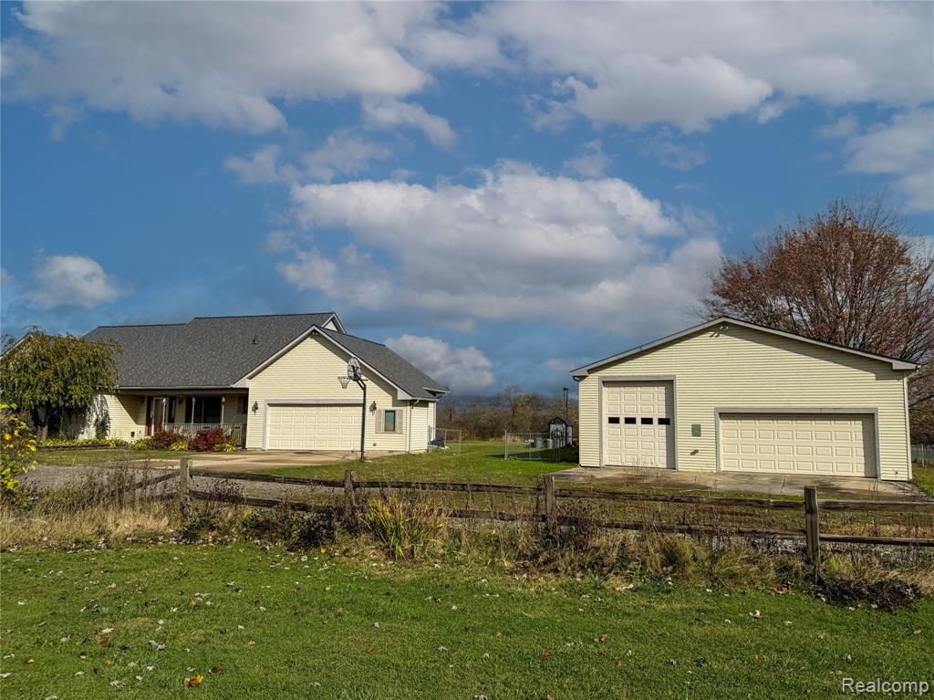 61170 North Avenue, Ray, MI — Photo 3