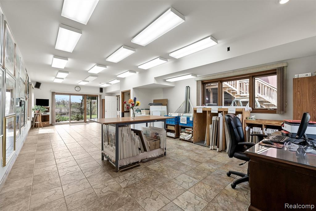 2745 Lari Court, West Bloomfield, MI 48324 — Photo 29