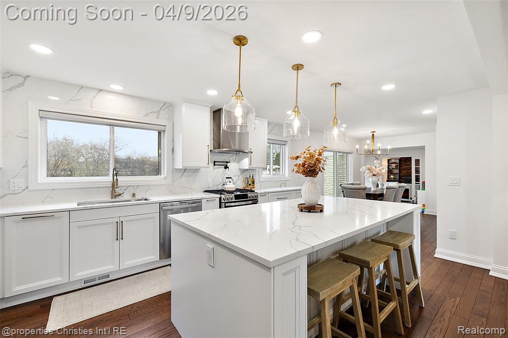6273 Ledgeway Drive, West Bloomfield, MI — Photo 12