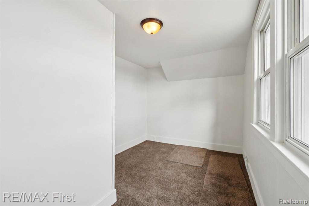 7726 Coolidge, Center Line, MI 48015 — Photo 22