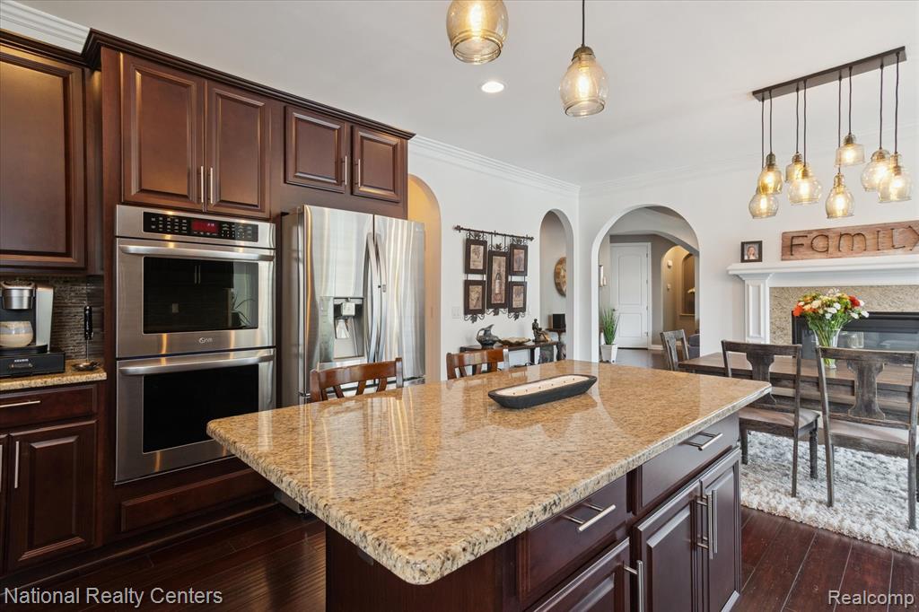 9888 Meadow View Court, Northville, MI 48167 — Photo 18