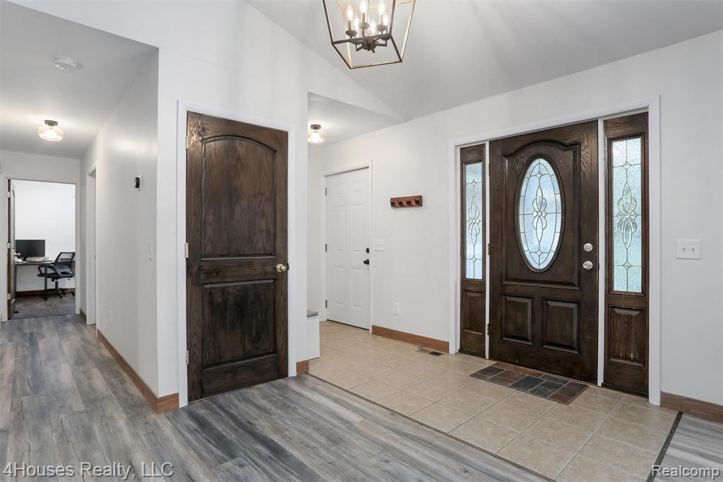 4087 Silver Valley Drive, Lake Orion, MI — Photo 20